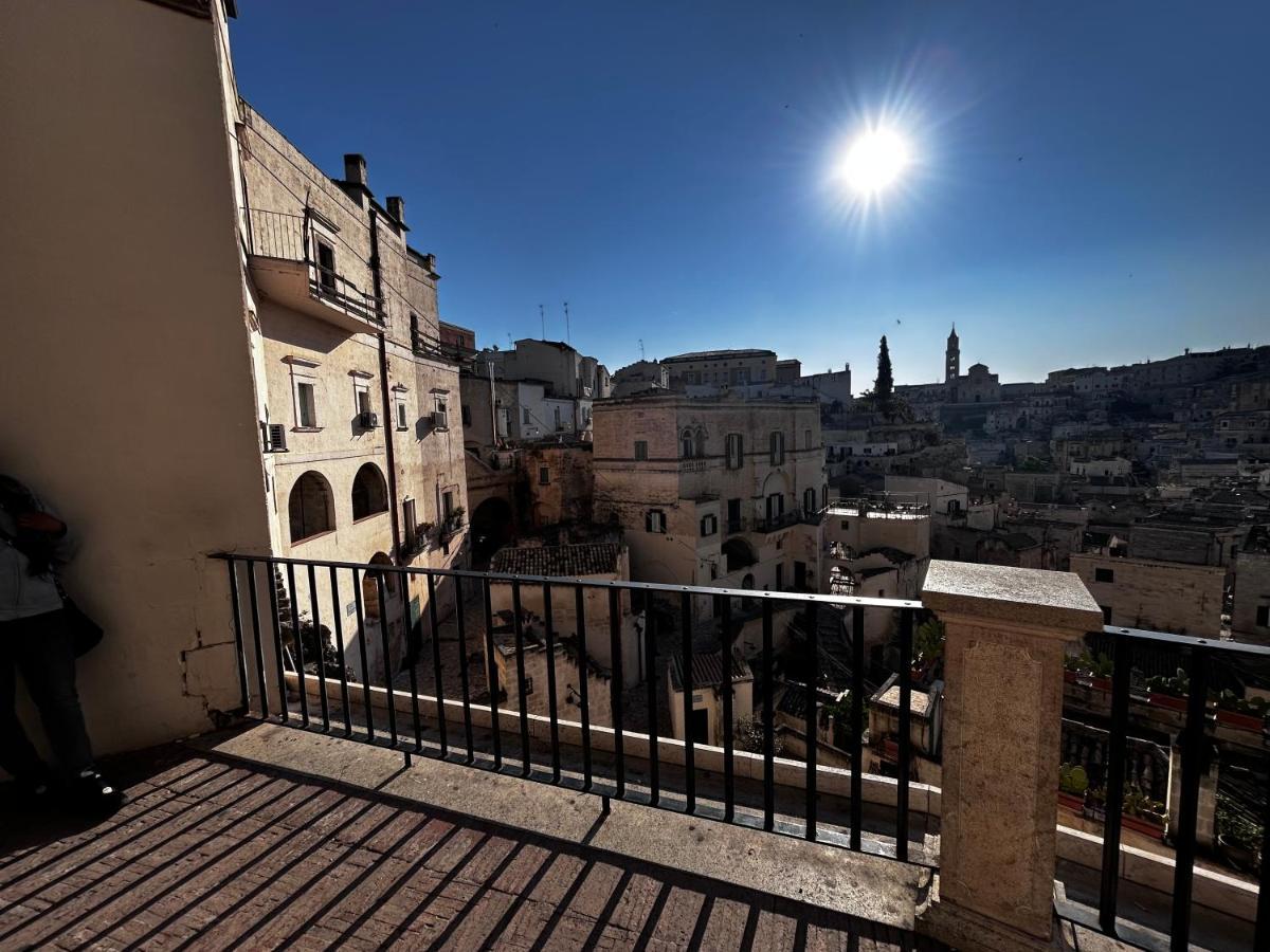 Recinto Antico Sweet Rooms Matera Bagian luar foto